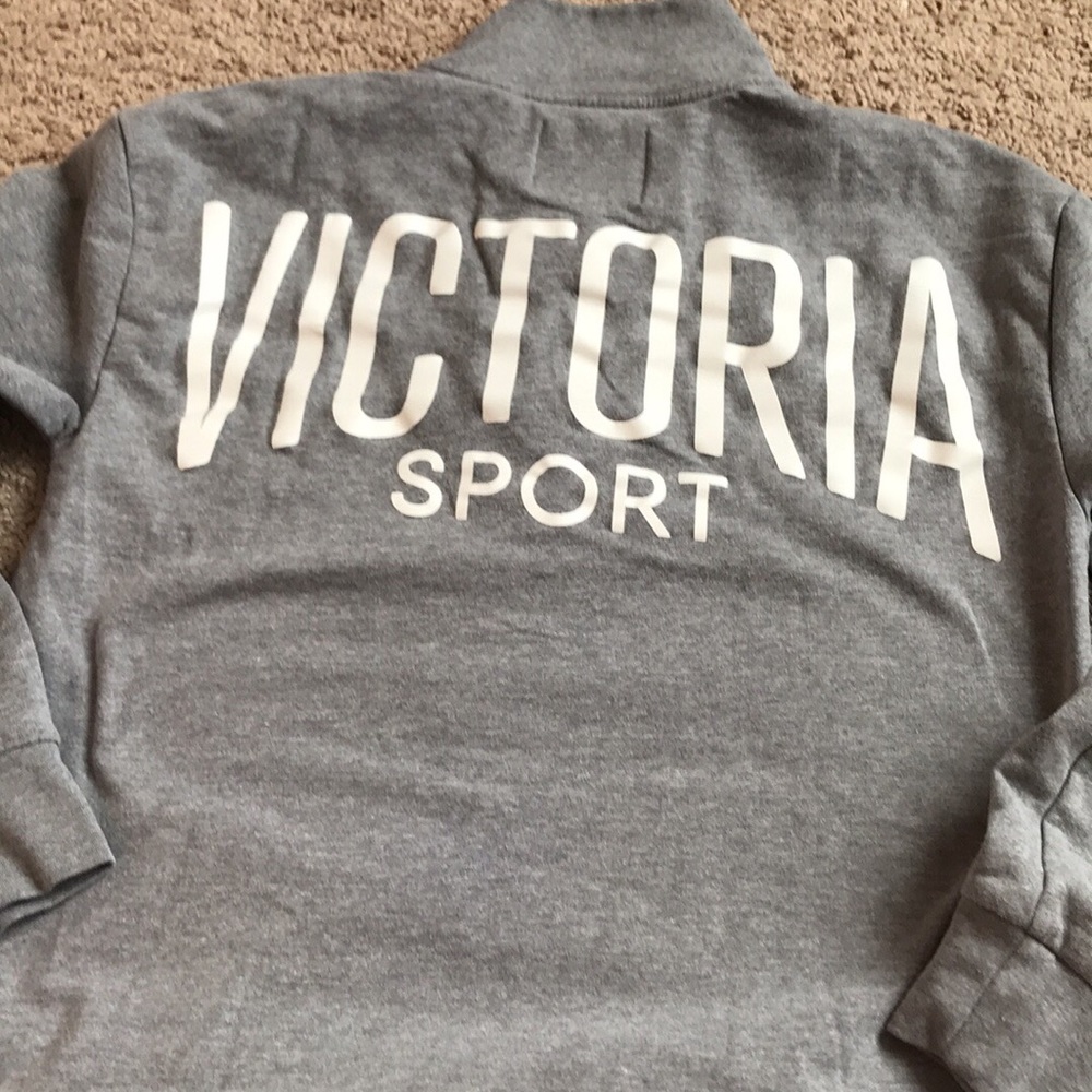 NWOT Victoria’s Secret workout sweater